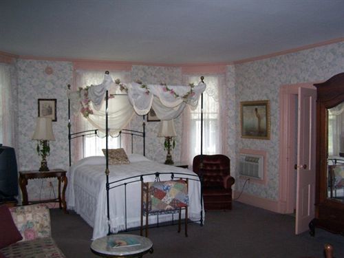 Hotel Strasburg Zewnętrze zdjęcie